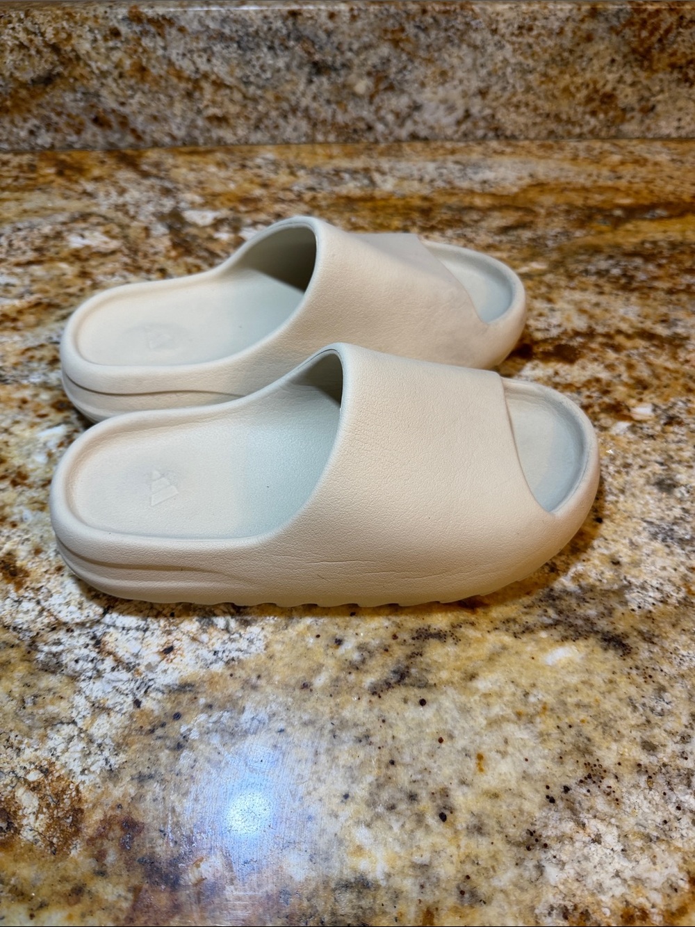 YEEZY Pure Slides